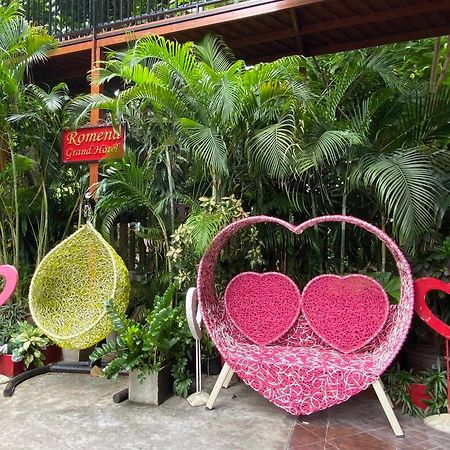 Romena Grand Hotel Chiang Mai Exterior foto