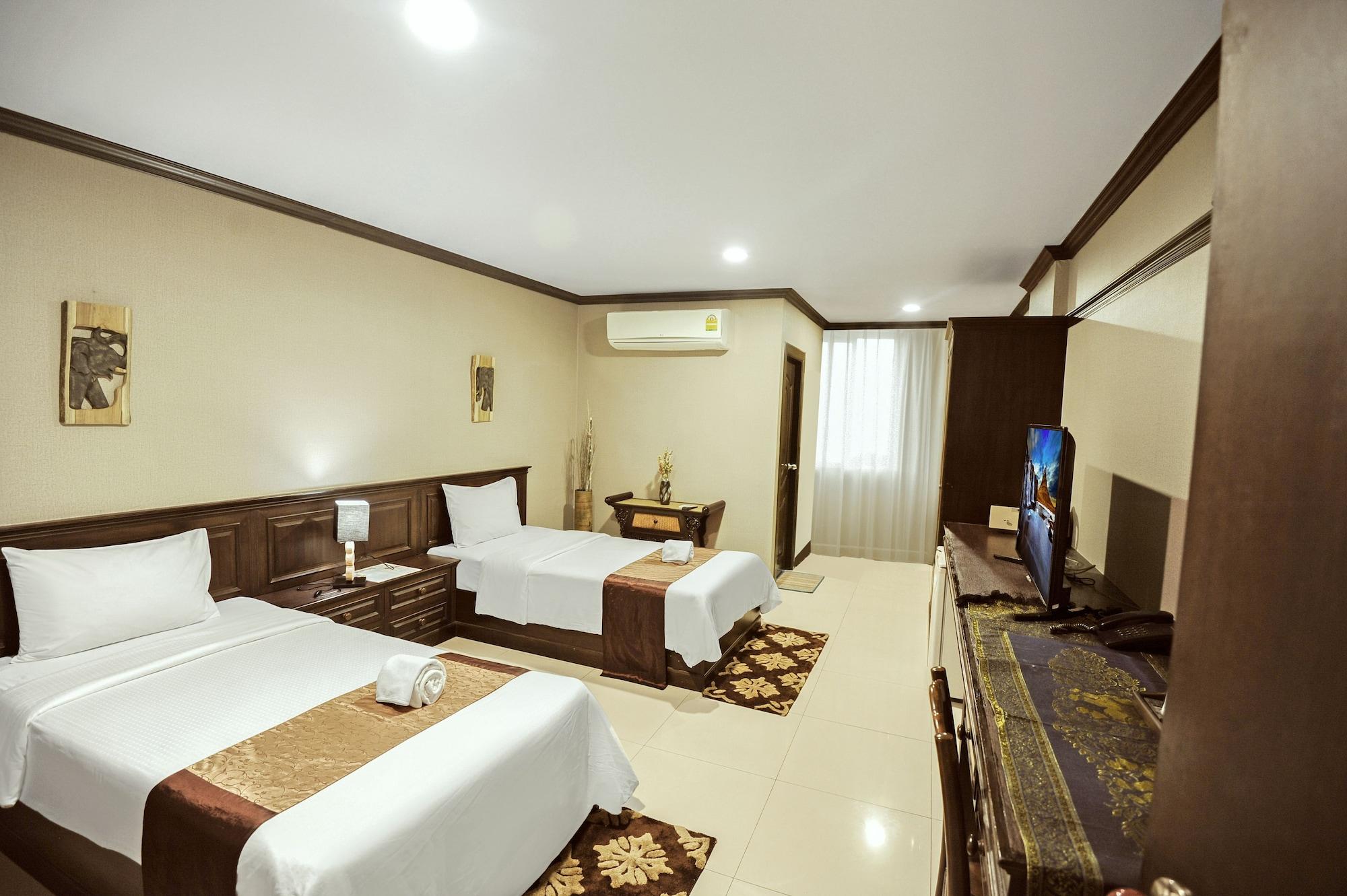 Romena Grand Hotel Chiang Mai Exterior foto