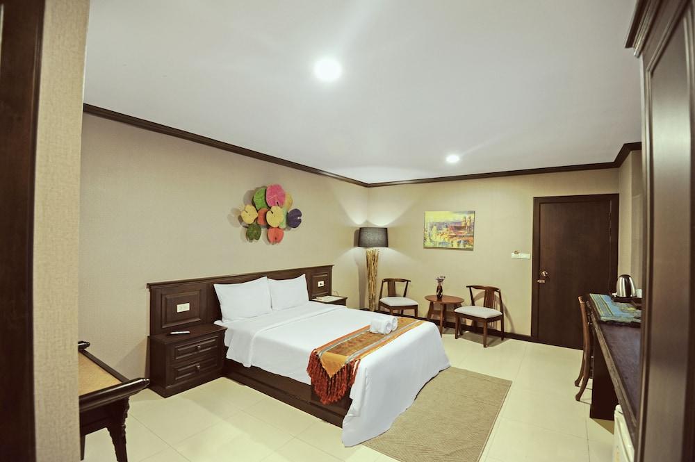 Romena Grand Hotel Chiang Mai Exterior foto