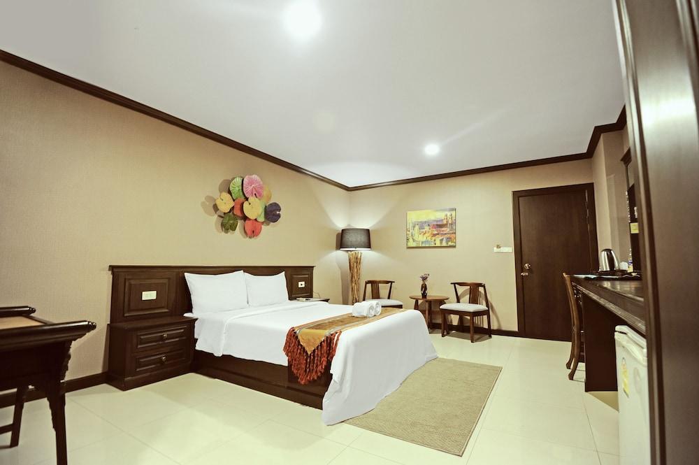 Romena Grand Hotel Chiang Mai Exterior foto